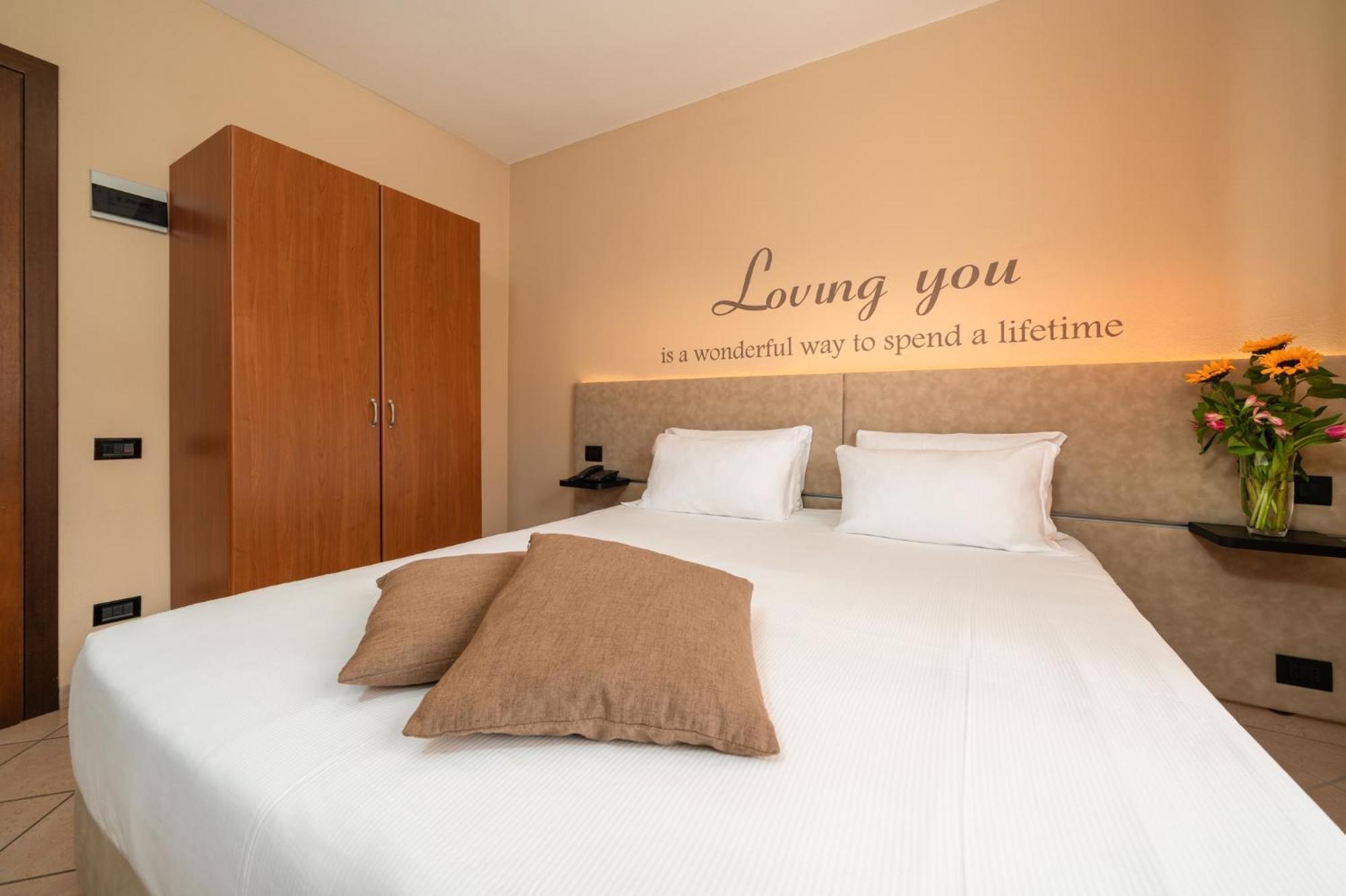 Hotel Oasi Verde Bienno المظهر الخارجي الصورة