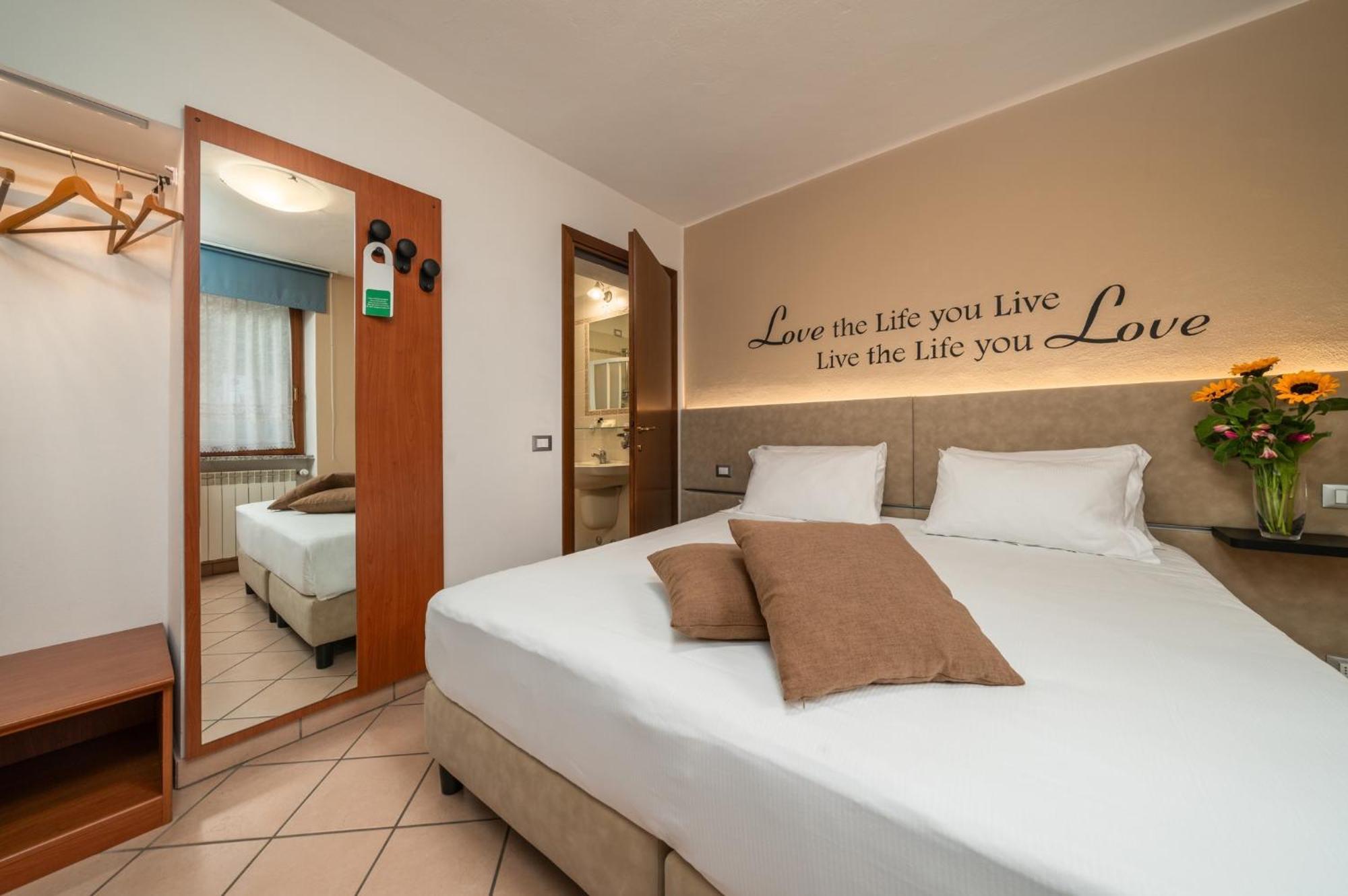 Hotel Oasi Verde Bienno المظهر الخارجي الصورة